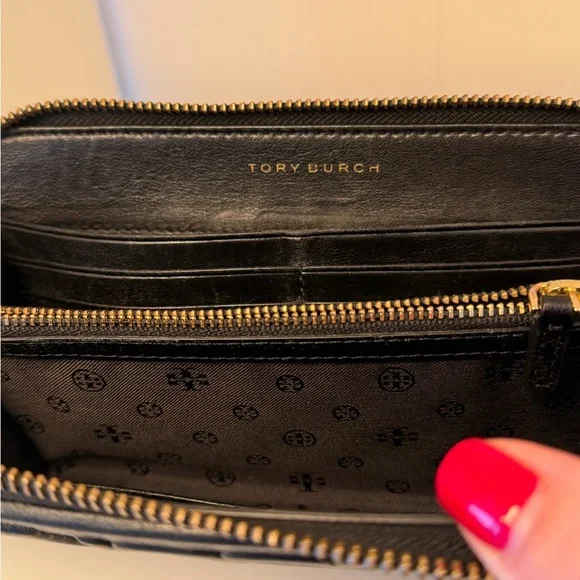 Tory Burch Fleming Zip Continental Zippy Wallet - Picture 8 of 15